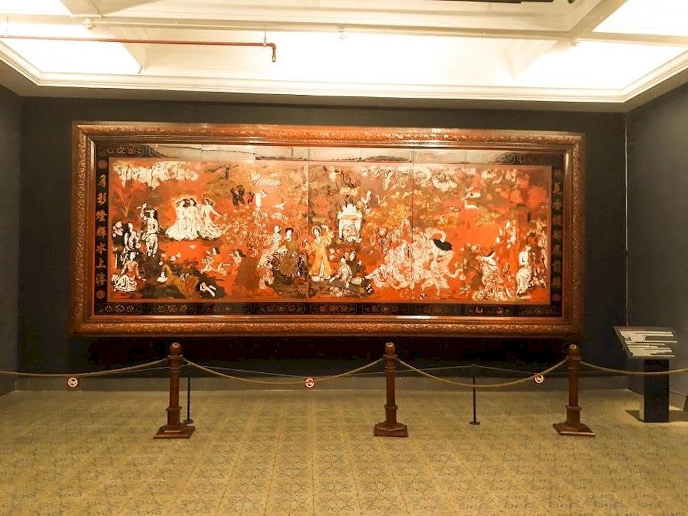 “Spring Garden of the Central, South, and North Region" by Nguyen Gia Tri is recognized as a National Treasure. The artwork depicts temple visits and festive celebrations during the Lunar New Year